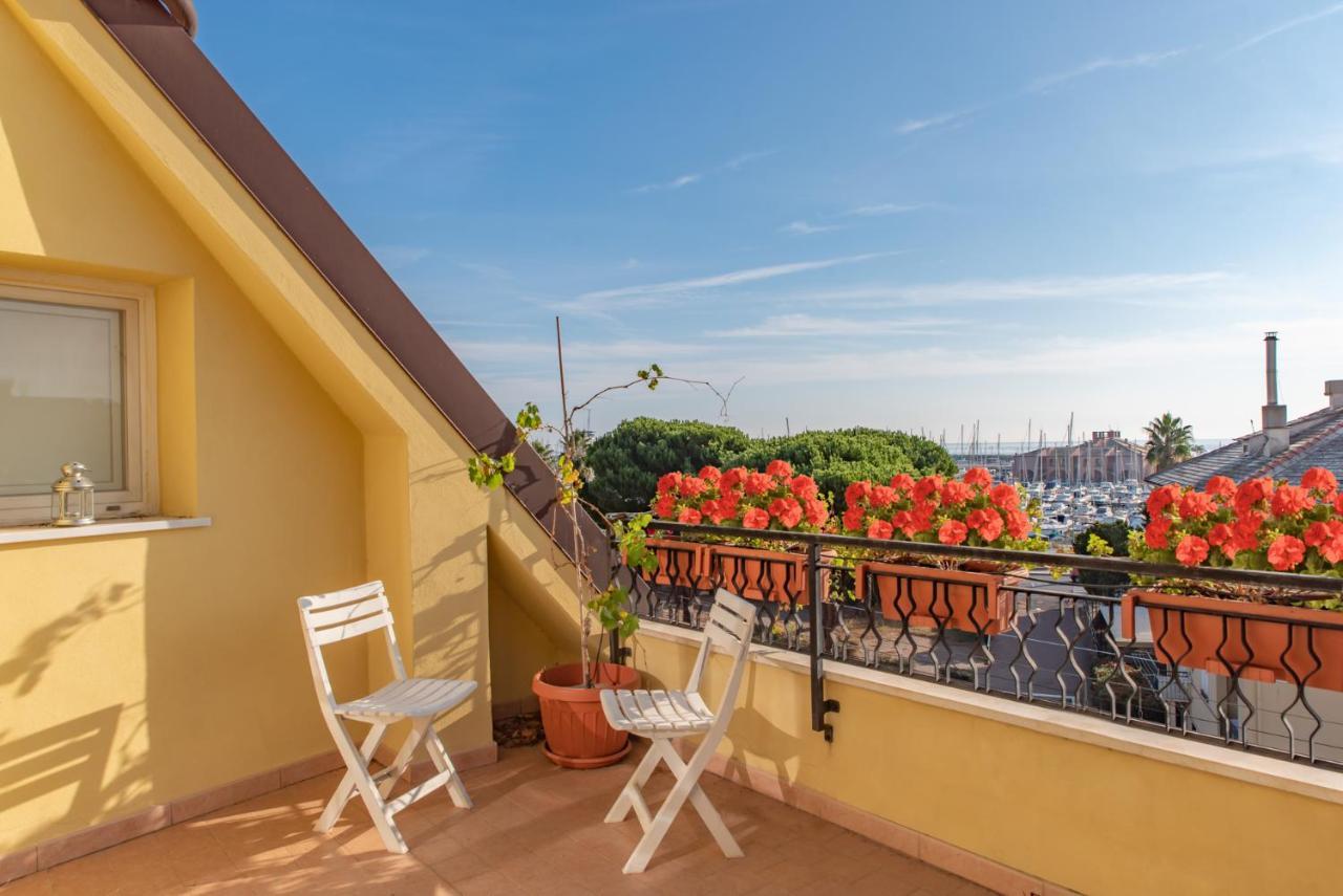 Rivierarent Attico Vista Porto Di Loano Apartment Екстериор снимка