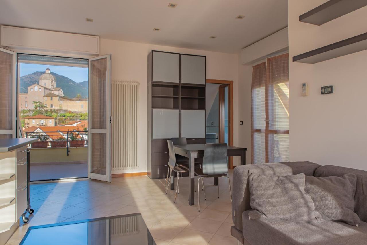 Rivierarent Attico Vista Porto Di Loano Apartment Екстериор снимка
